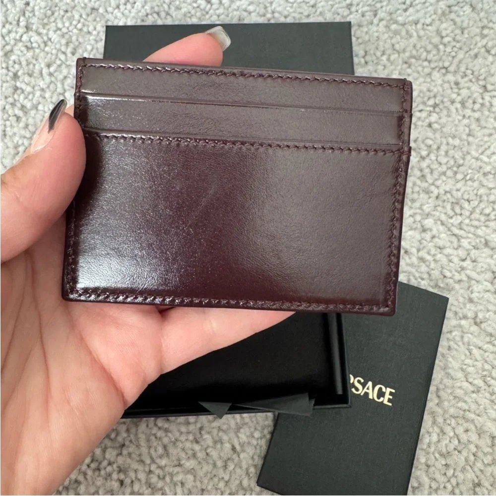 NWT Versace Medusa Burgundy Patent Leather Cardholder